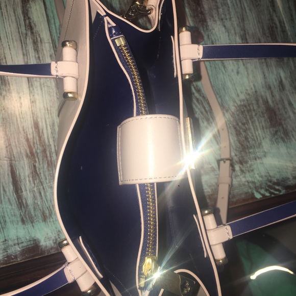 Kate Spade ♠️ - Picture 2 of 6